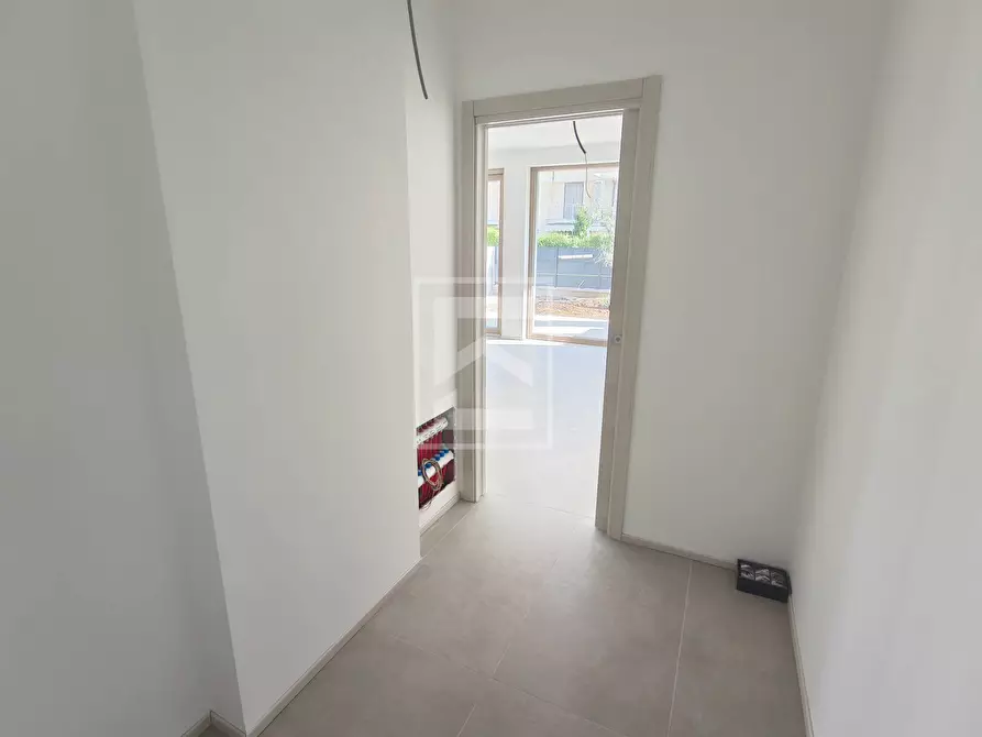 Immagine 30 di Casa semindipendente in vendita  in via Ungaretti sn a Puegnago Sul Garda