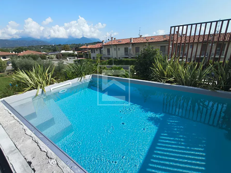 Immagine 36 di Casa semindipendente in vendita  in via Ungaretti sn a Puegnago Sul Garda