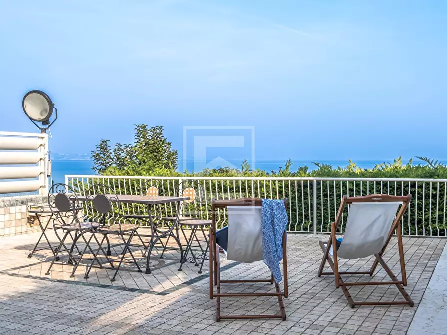 Immagine 9 di Villa in vendita  in Via Tommaso dal Molin 45 a Desenzano Del Garda