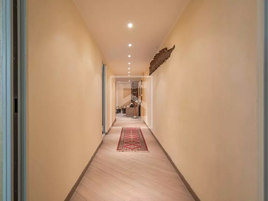 Immagine 37 di Villa in vendita  in Via Tommaso dal Molin 45 a Desenzano Del Garda