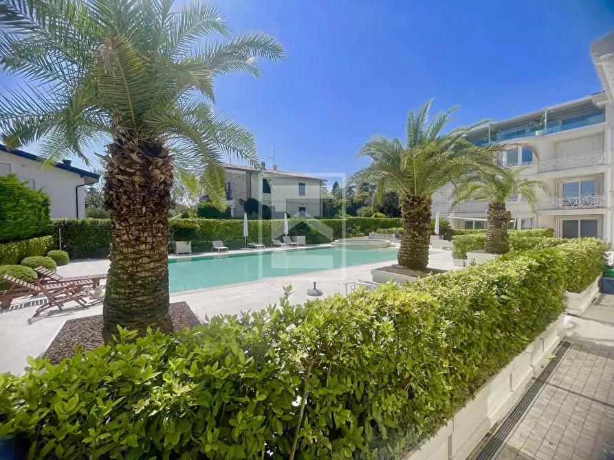 Immagine 6 di Villa in vendita  in Via Tommaso dal Molin 45 a Desenzano Del Garda