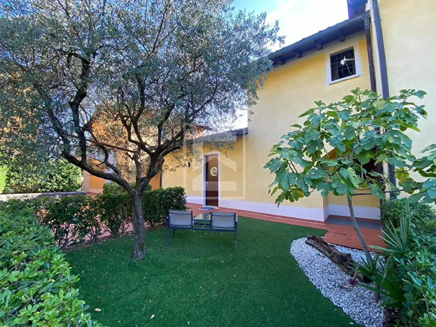 Immagine 33 di Villetta a schiera in vendita  in Via Castellana a Calvagese Della Riviera