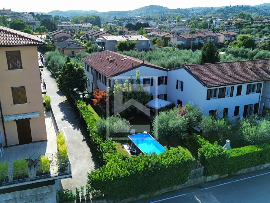 Immagine 18 di Appartamento in vendita  in Via Della Costa a Calvagese Della Riviera