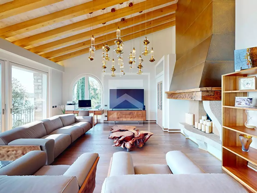 Immagine 6 di Villa in vendita  in meucci a Calvagese Della Riviera