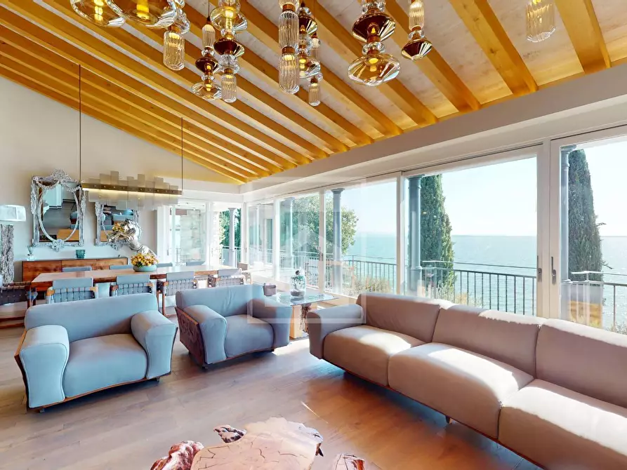 Immagine 9 di Villa in vendita  in meucci a Calvagese Della Riviera