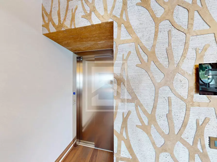 Immagine 36 di Villa in vendita  in meucci a Calvagese Della Riviera