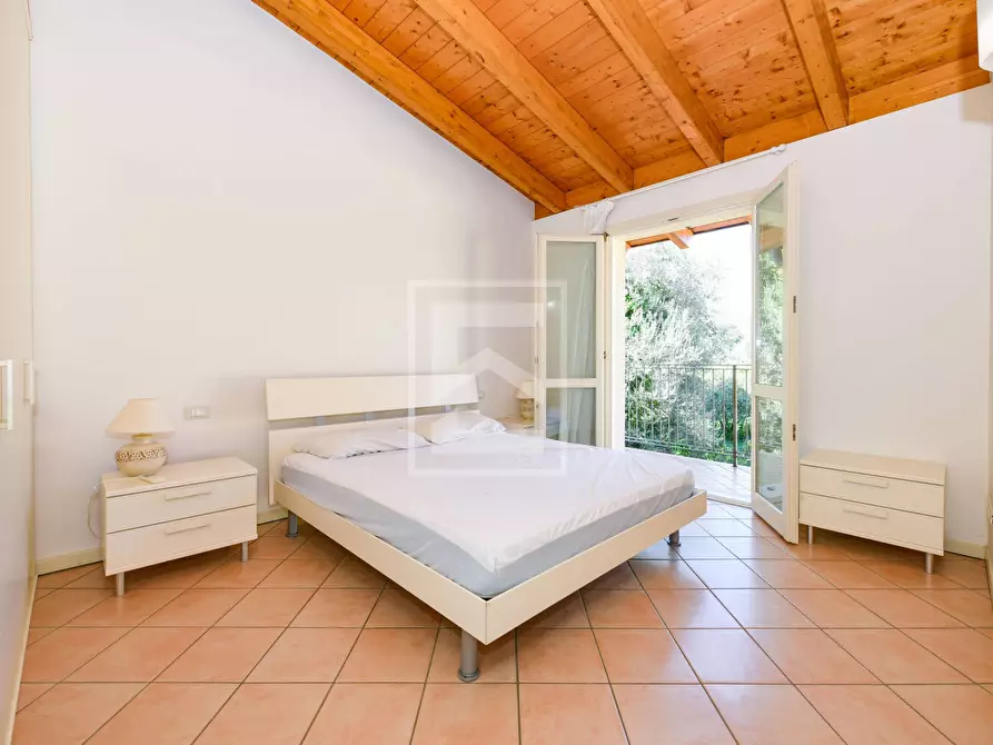 Immagine 11 di Appartamento in vendita  in Via G. Pascoli a Calvagese Della Riviera