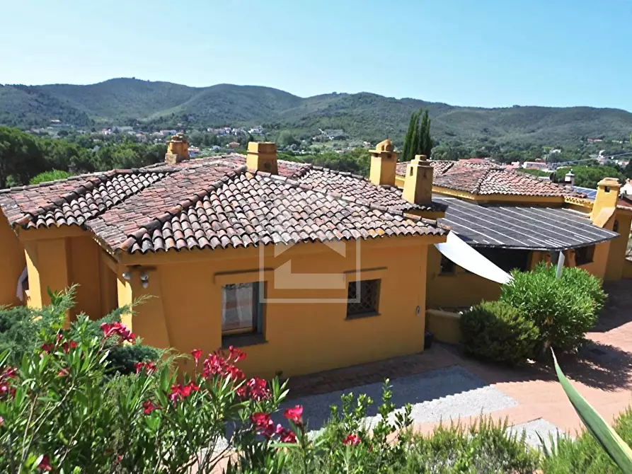 Immagine 8 di Villa in vendita  in Via Prato Arighetto a Campo Nell'elba