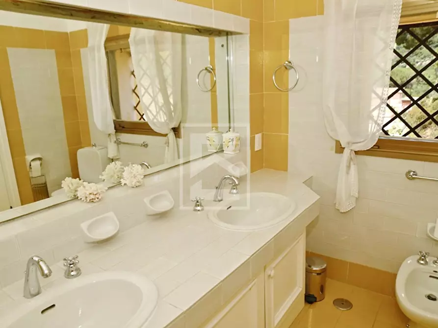 Immagine 22 di Villa in vendita  in Via Prato Arighetto a Campo Nell'elba