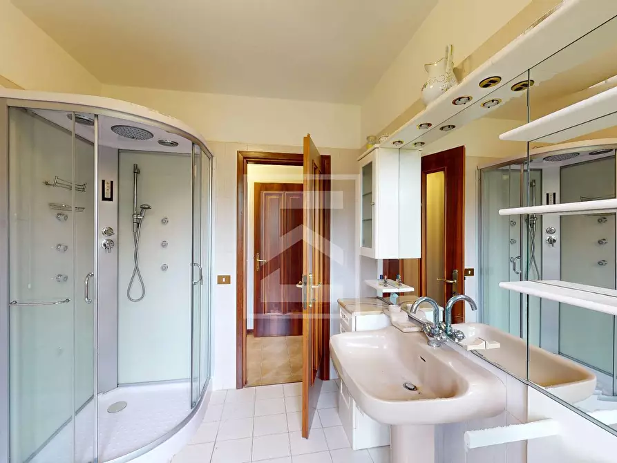 Immagine 28 di Villa in vendita  in Via degli Olivi a Gavardo