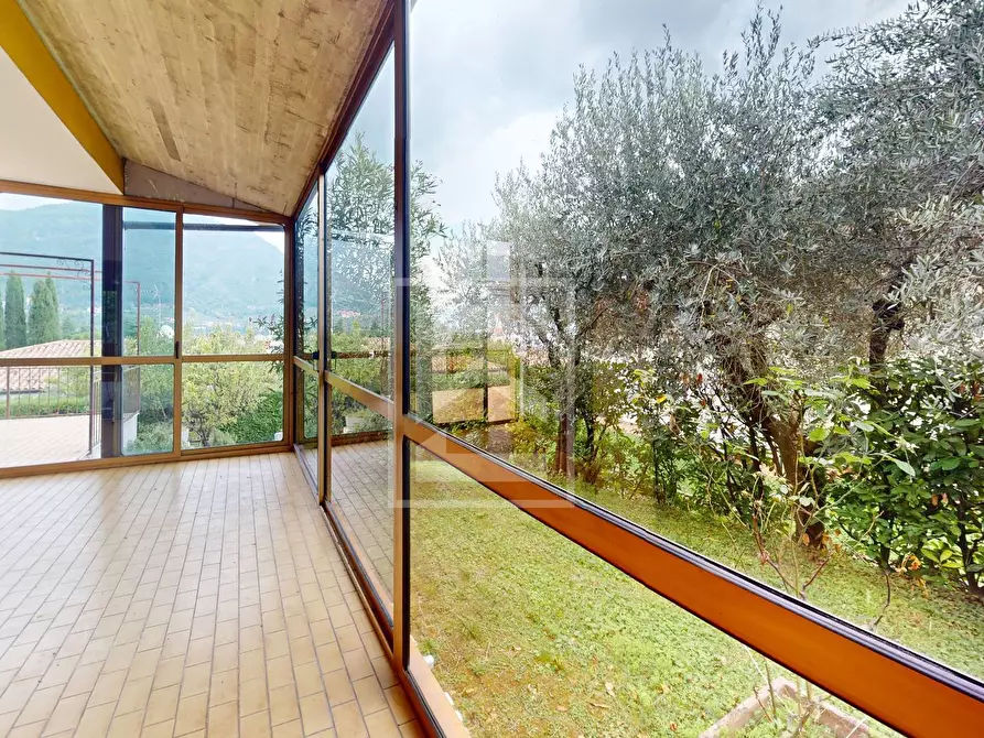 Immagine 30 di Villa in vendita  in Via degli Olivi a Gavardo