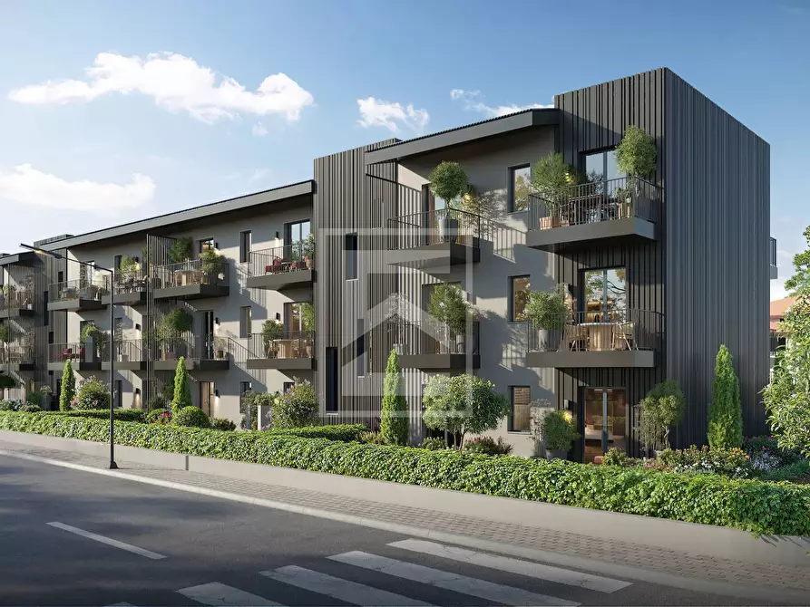 Immagine 2 di Appartamento in vendita  in Via Del Pesco a Lonato del Garda