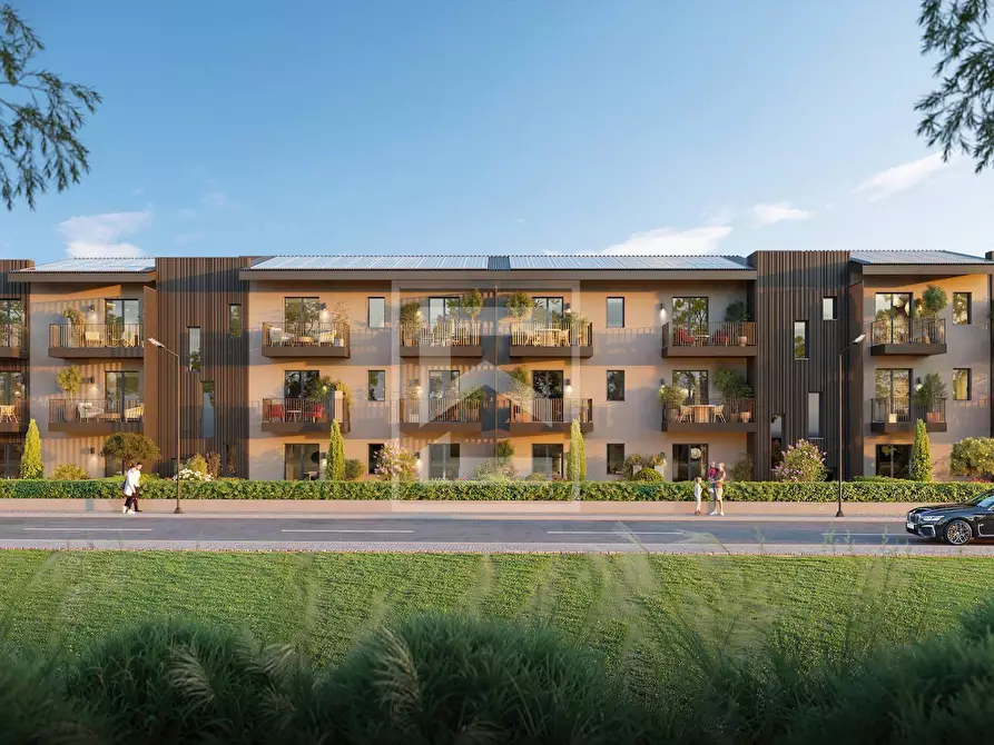 Immagine 17 di Appartamento in vendita  in Via Monte Baldo a Desenzano Del Garda