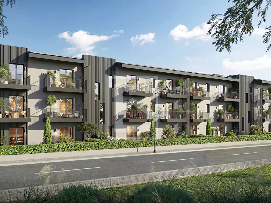 Immagine 1 di Appartamento in vendita  in Via Monte Baldo a Desenzano Del Garda