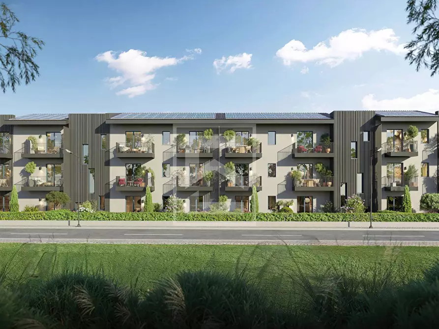 Immagine 4 di Appartamento in vendita  in Via Monte Baldo a Desenzano Del Garda