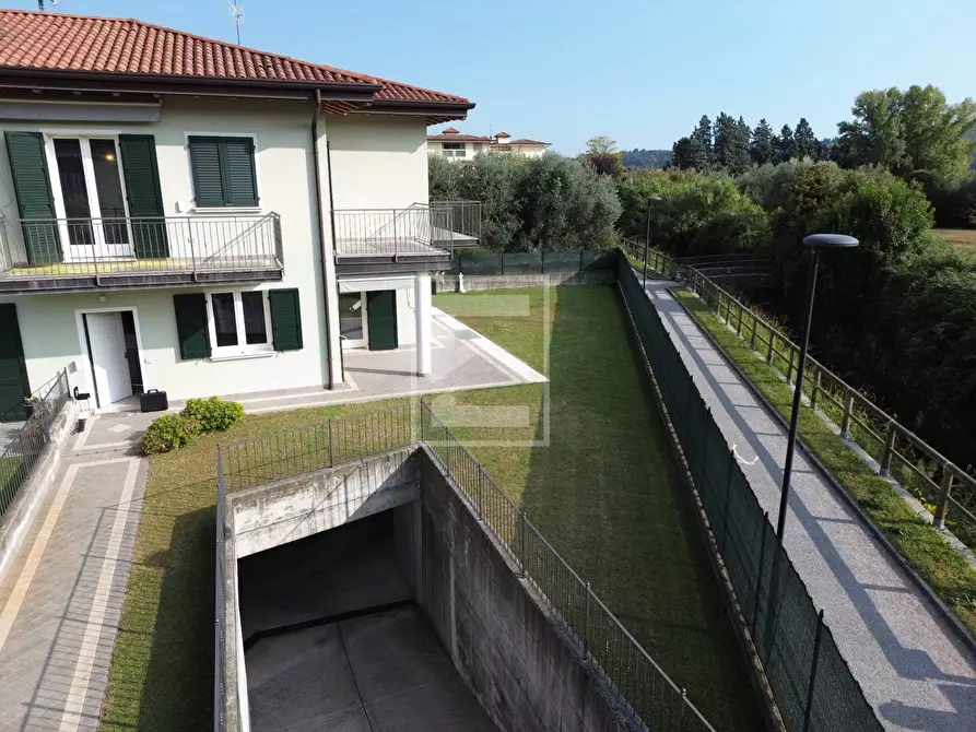 Immagine 8 di Casa semindipendente in vendita  in via santa firmina 9 a Salò