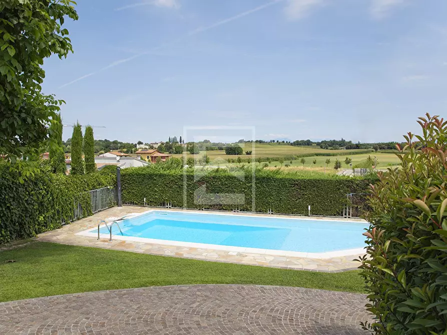 Immagine 2 di Casa semindipendente in vendita  in VIALE RISORGIMENTO 107 a Volta Mantovana