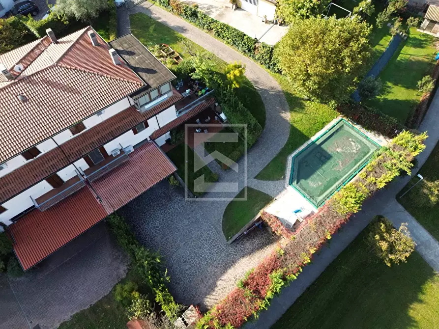 Immagine 5 di Casa semindipendente in vendita  in VIALE RISORGIMENTO 107 a Volta Mantovana