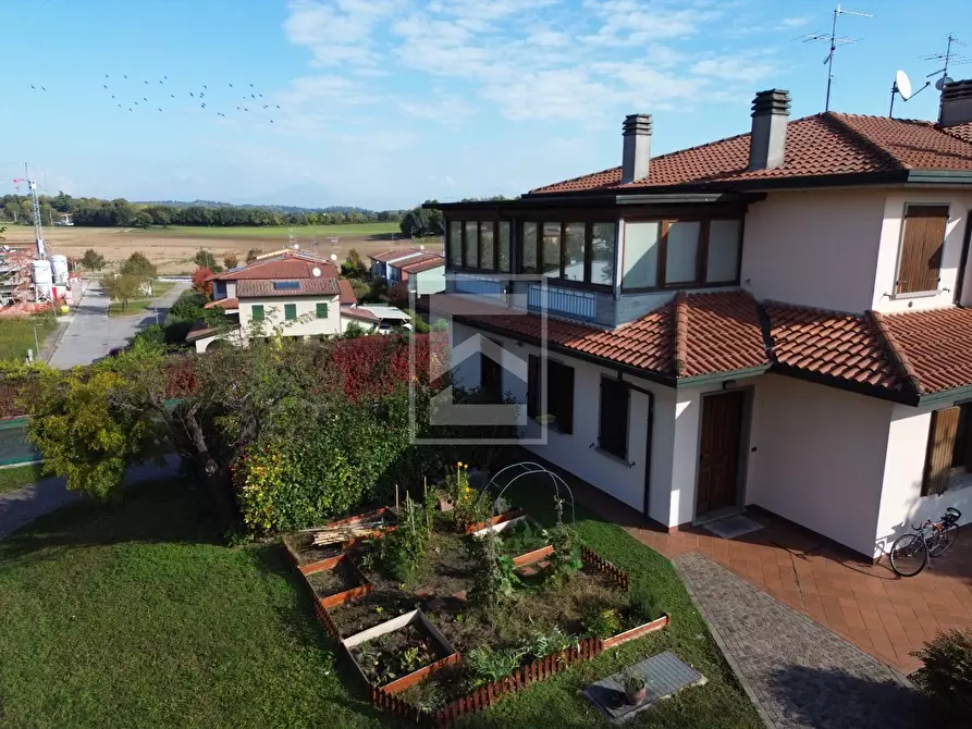 Immagine 72 di Casa semindipendente in vendita  in VIALE RISORGIMENTO 107 a Volta Mantovana