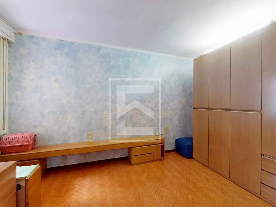 Immagine 8 di Appartamento in vendita  in Via Visconti snc a Desenzano Del Garda