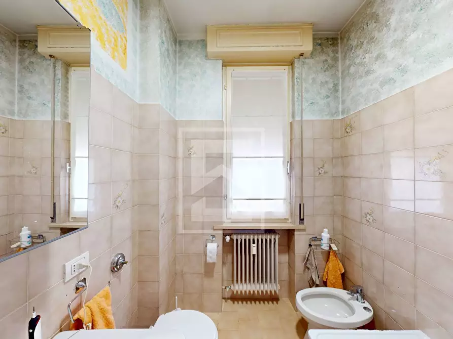 Immagine 11 di Appartamento in vendita  in Via Visconti snc a Desenzano Del Garda