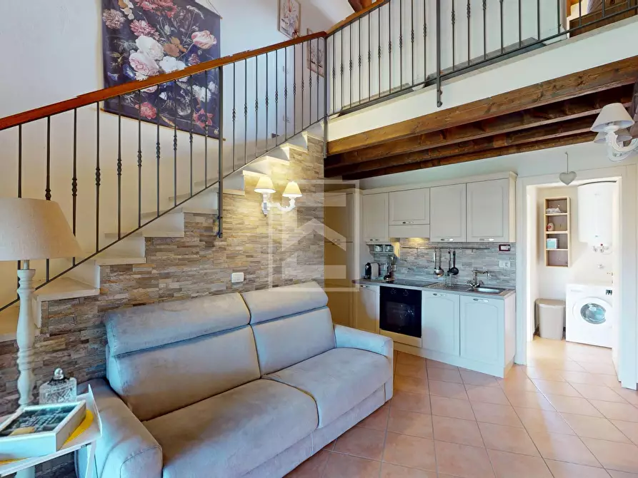 Immagine 6 di Appartamento in vendita  in località sermana 1 a Peschiera Del Garda