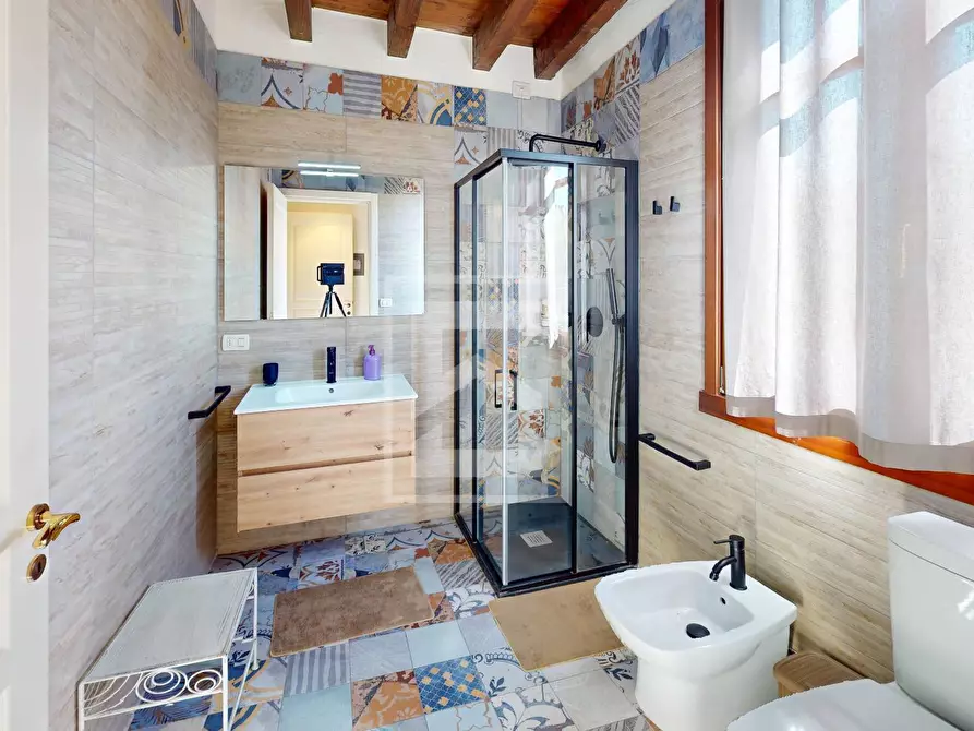 Immagine 16 di Appartamento in vendita  in località sermana 1 a Peschiera Del Garda