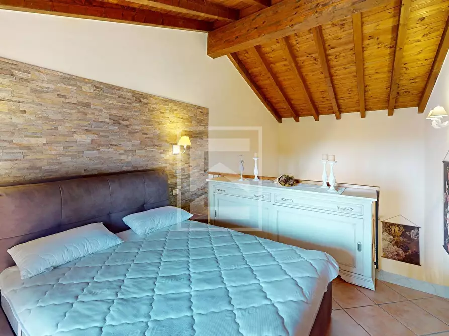 Immagine 21 di Appartamento in vendita  in località sermana 1 a Peschiera Del Garda