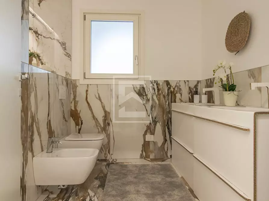 Immagine 24 di Villa in vendita  in via Giuseppina 23 a Cremona