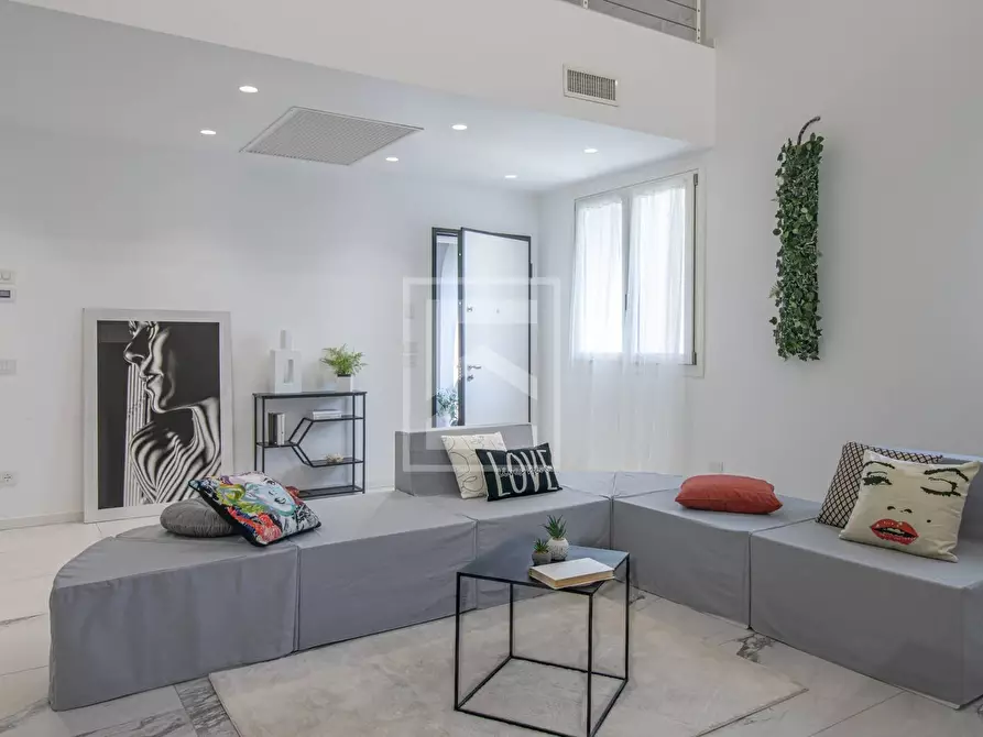 Immagine 3 di Villa in vendita  in via Giuseppina 23 a Cremona