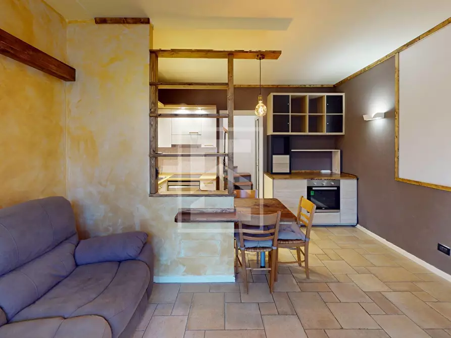 Immagine 1 di Appartamento in vendita  in VIA DON LANDI 57 a Rezzato