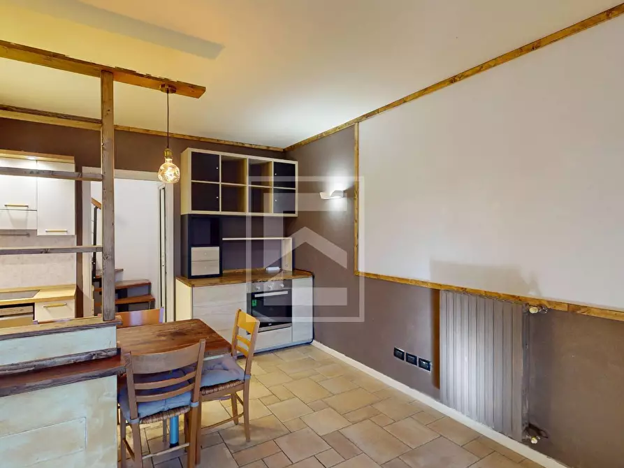 Immagine 2 di Appartamento in vendita  in VIA DON LANDI 57 a Rezzato