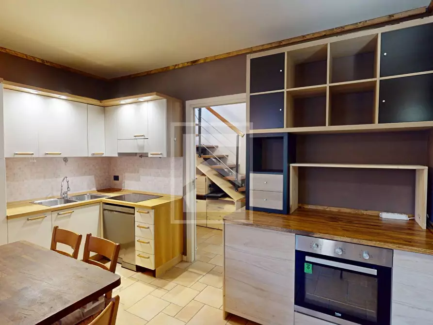 Immagine 6 di Appartamento in vendita  in VIA DON LANDI 57 a Rezzato