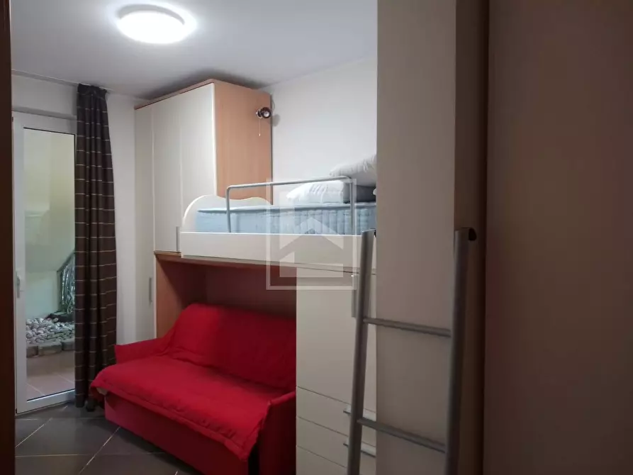 Immagine 12 di Appartamento in affitto  in Via Mazzini 1 a Padenghe Sul Garda