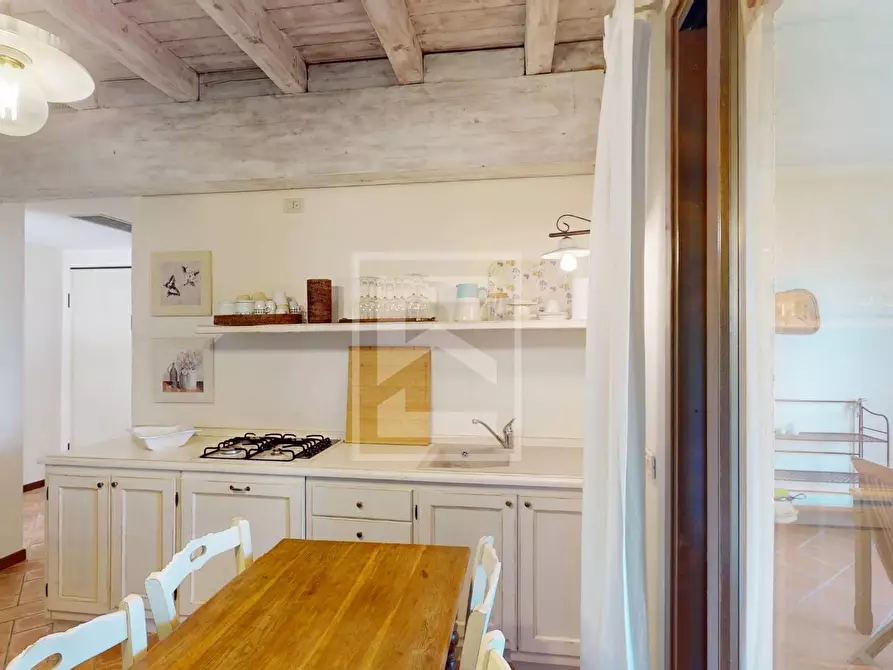 Immagine 14 di Appartamento in vendita  in Località Sermana 1 a Peschiera Del Garda