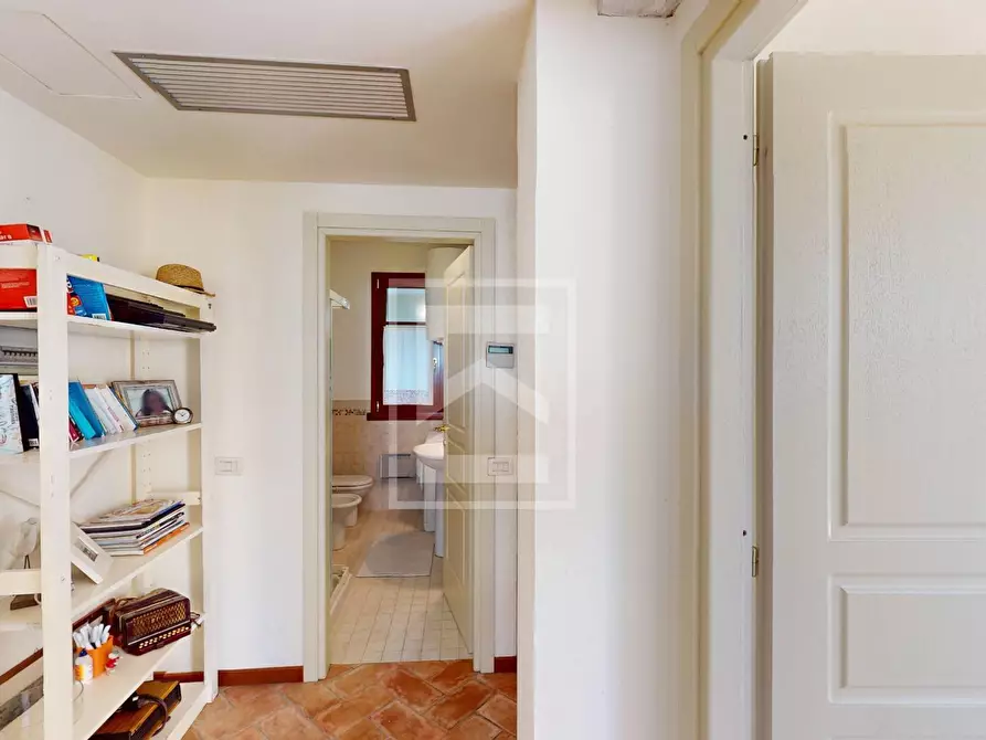 Immagine 16 di Appartamento in vendita  in Località Sermana 1 a Peschiera Del Garda