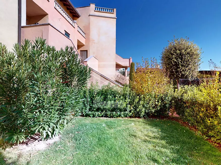 Immagine 30 di Appartamento in vendita  in Località Sermana 1 a Peschiera Del Garda