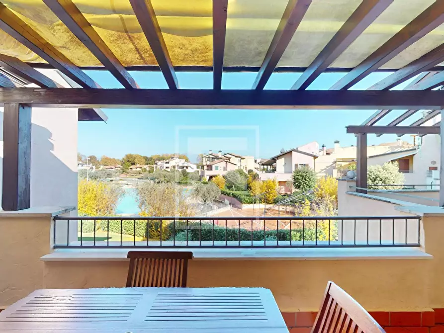 Immagine 1 di Appartamento in vendita  in Località Sermana 1 a Peschiera Del Garda