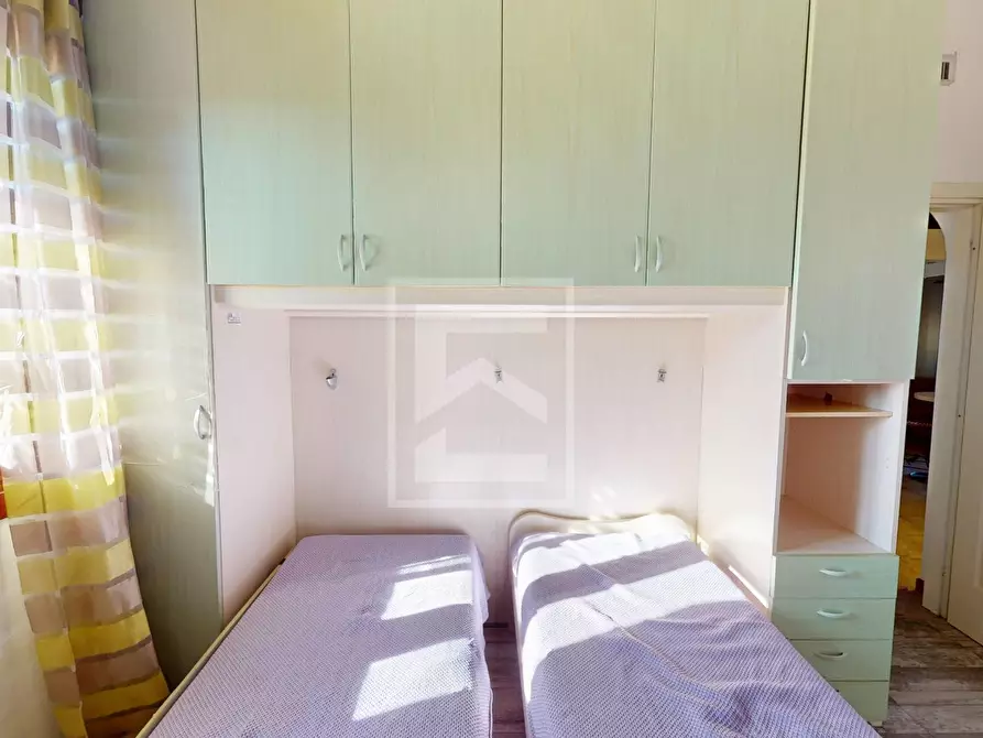 Immagine 18 di Appartamento in vendita  in Località Sermana 1 a Peschiera Del Garda