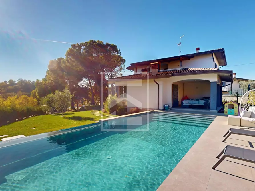 Immagine 2 di Villa in vendita  in Via Dolci 31 a Casalmoro