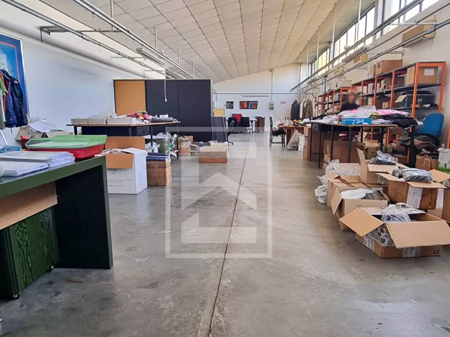 Immagine 9 di Capannone industriale in vendita  in strada mantova 60 a Marmirolo