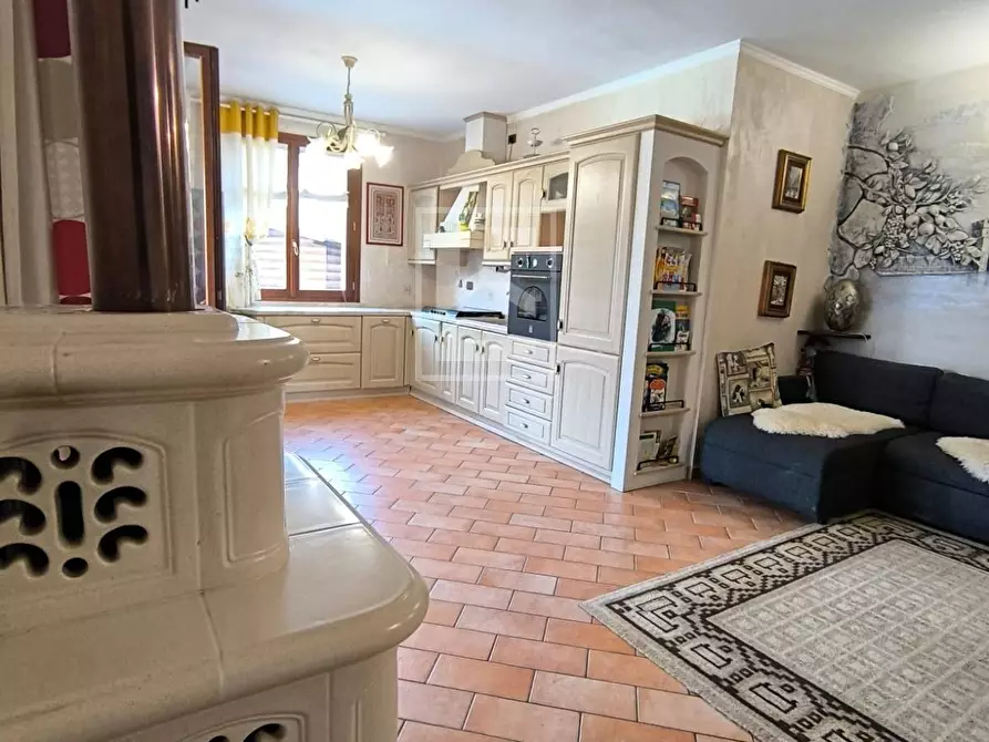 Immagine 2 di Appartamento in vendita  in via boschette 81 a Acquafredda