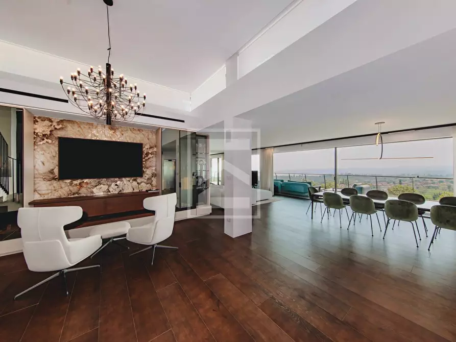 Immagine 7 di Villa in vendita  in Via San Rocco a Padenghe Sul Garda