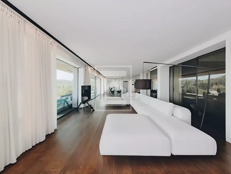 Immagine 11 di Villa in vendita  in Via San Rocco a Padenghe Sul Garda