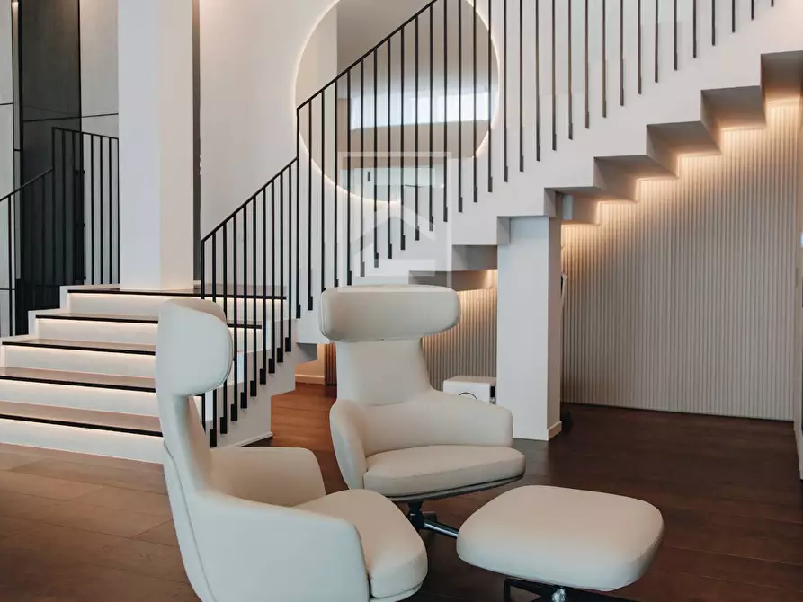 Immagine 9 di Villa in vendita  in Via San Rocco a Padenghe Sul Garda