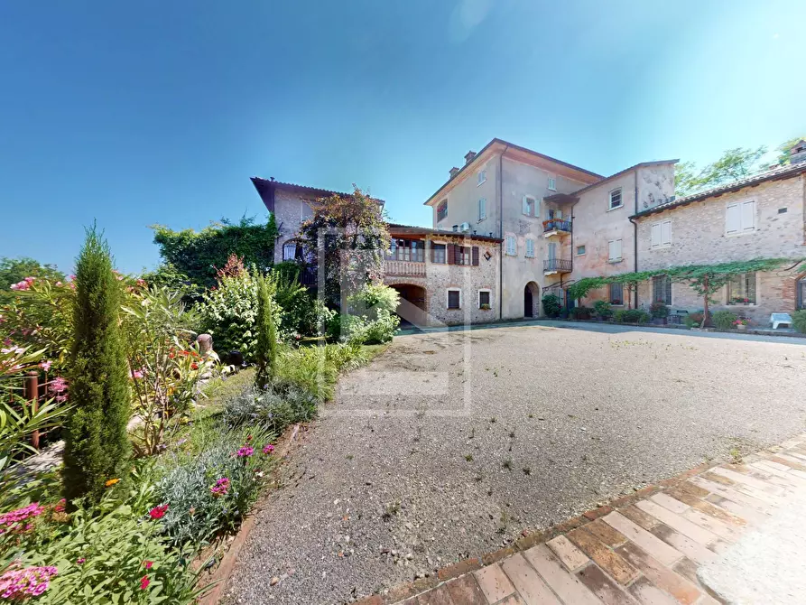 Immagine 2 di Appartamento in vendita  in via Andreis a Desenzano Del Garda