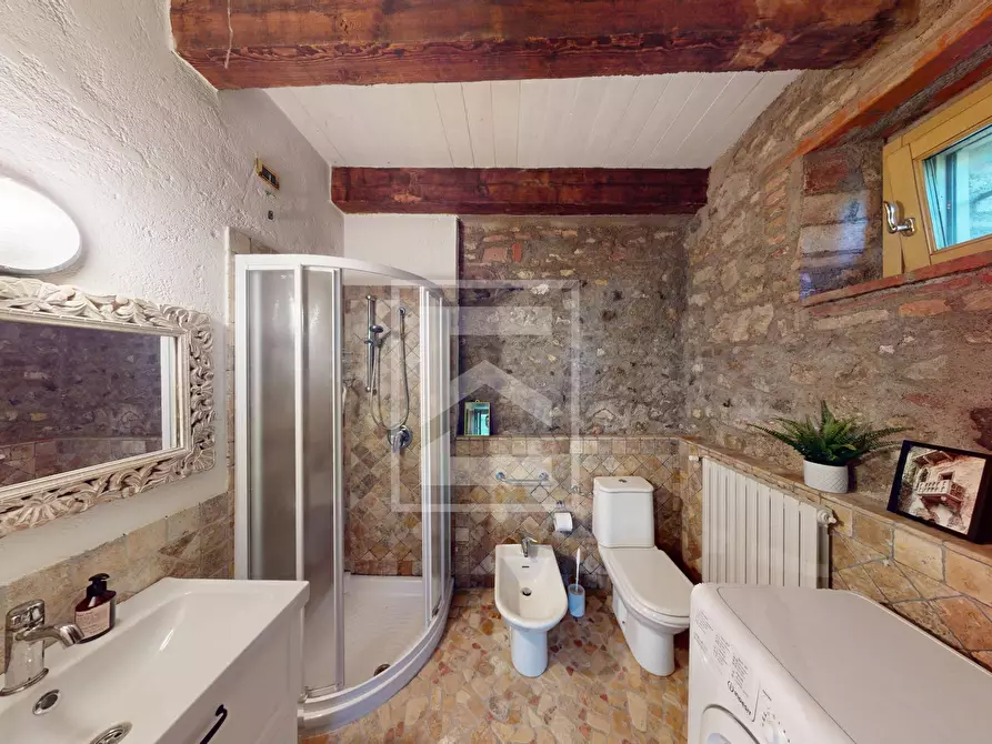 Immagine 36 di Appartamento in vendita  in via Andreis a Desenzano Del Garda