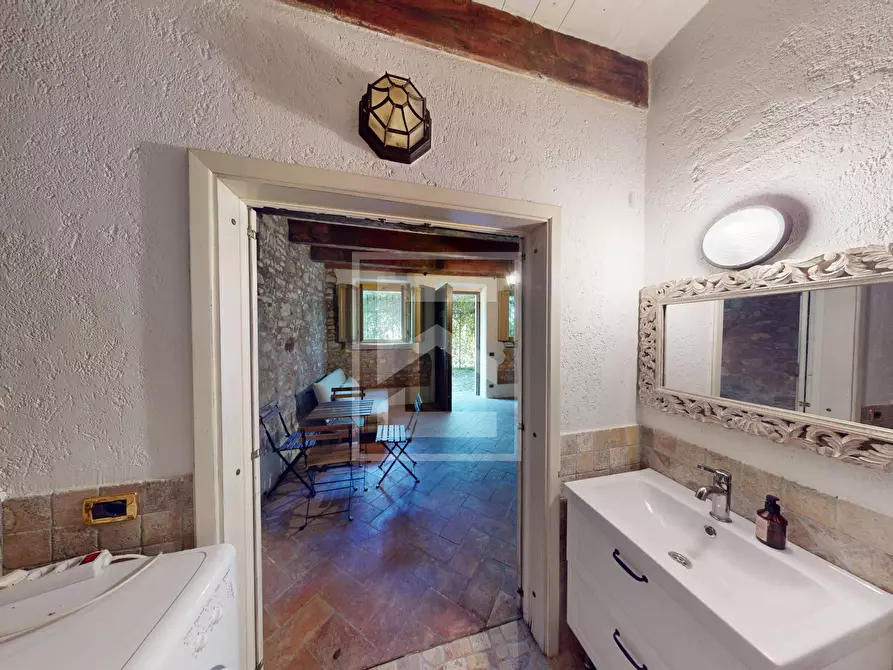 Immagine 37 di Appartamento in vendita  in via Andreis a Desenzano Del Garda