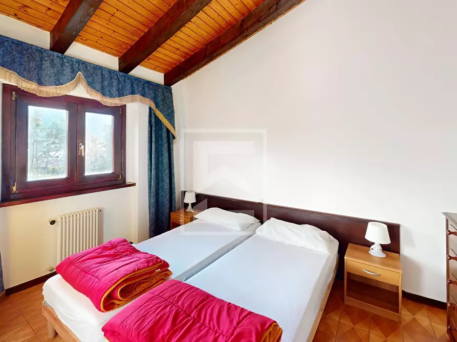 Immagine 19 di Residence in vendita  in via vantone 119 a Idro