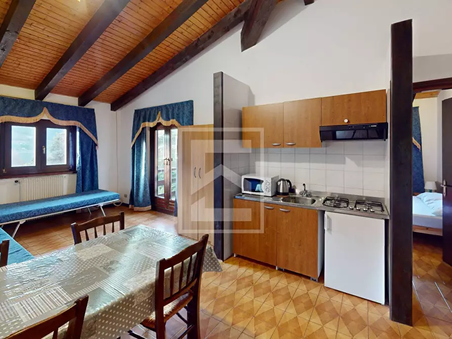 Immagine 15 di Residence in vendita  in via vantone 119 a Idro